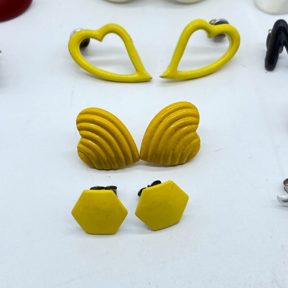 Vtg 80s Statement Earrings Lot of 20 Geometric Abstract Designs Mixed Colors - Picture 7 of 12